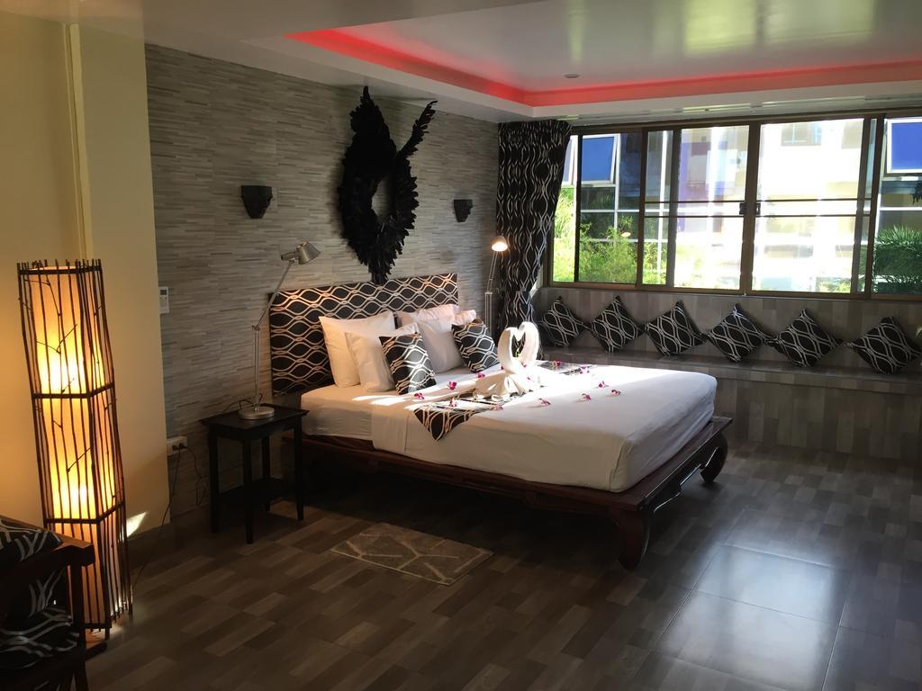 Fong Kaew And Baan Nang Fa Guesthouse Patong Exterior foto